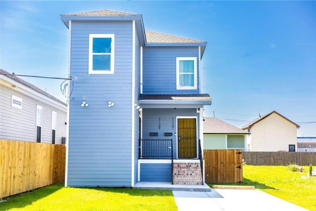 Modern City Nola Near Super Dome With Parking Apartment New Orleans